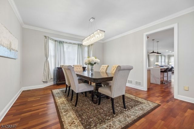 21 Winding Way, West Orange Twp., NJ 07052