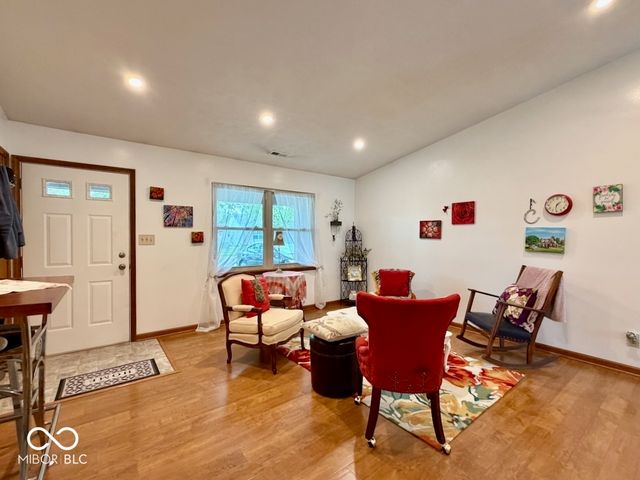 8221 Rob Lane, Indianapolis, IN 46237