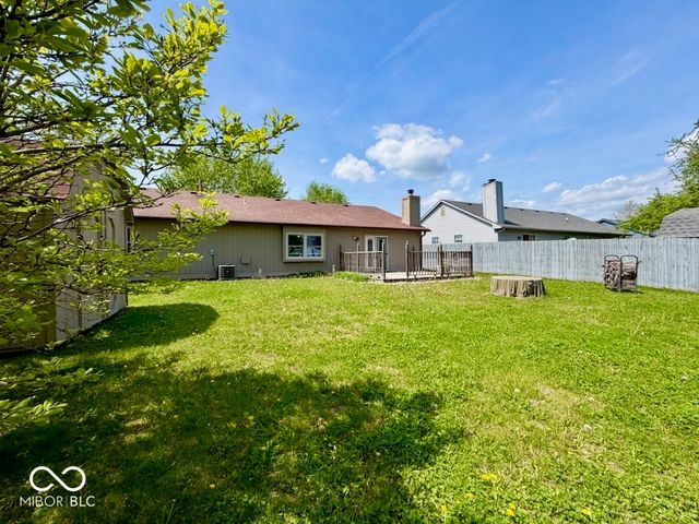 8221 Rob Lane, Indianapolis, IN 46237