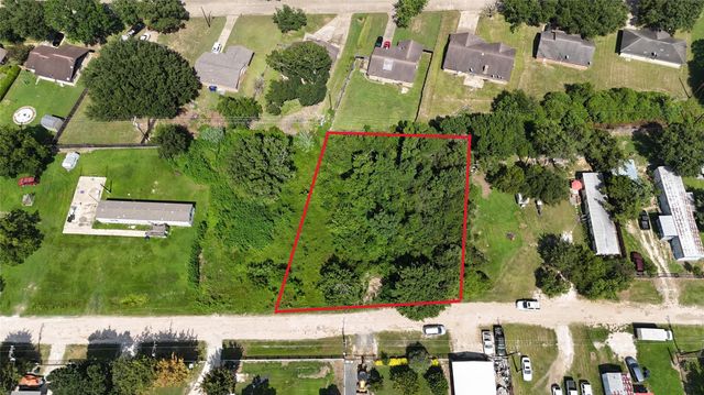 21765 San Fernando Drive, Hempstead, TX 77445