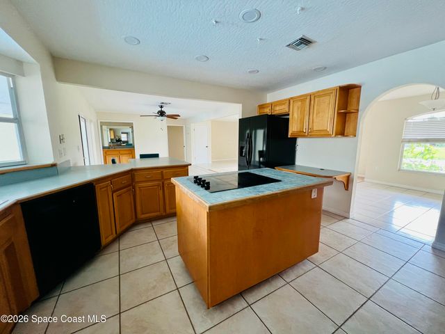 618 Hibiscus Trail W, Melbourne Beach, FL 32951