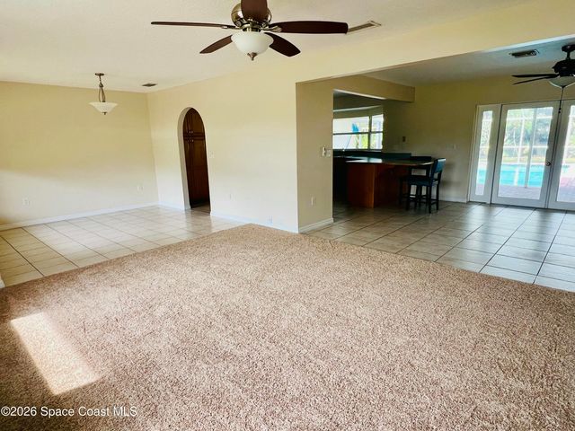 618 Hibiscus Trail W, Melbourne Beach, FL 32951