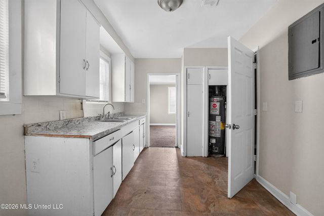 305 Broadmoor Drive, Jackson, MS 39206