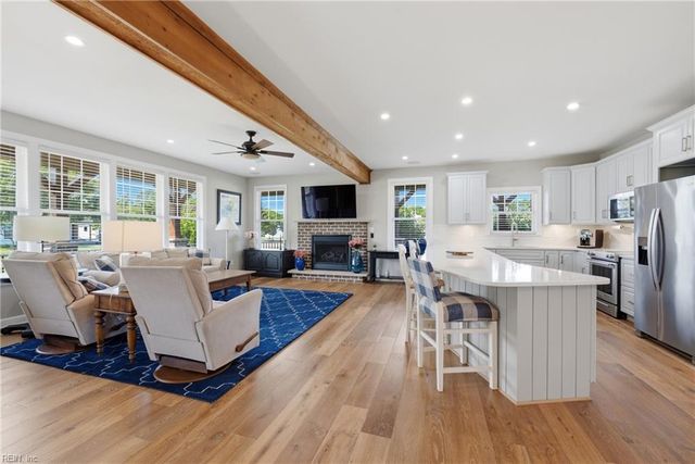 103 E Point Estates CT, Knotts Island, NC 27950