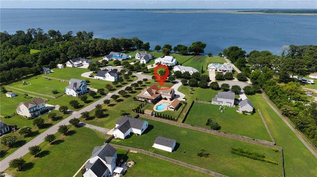 103 E Point Estates CT, Knotts Island, NC 27950