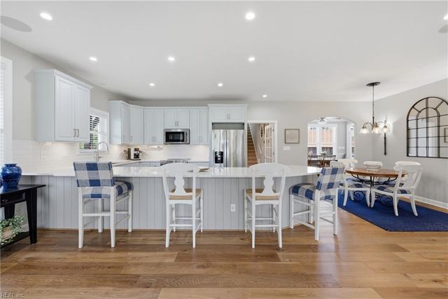 103 E Point Estates CT, Knotts Island, NC 27950