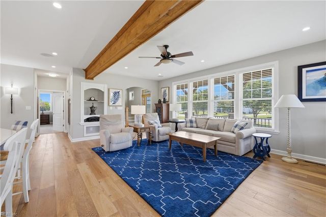103 E Point Estates CT, Knotts Island, NC 27950