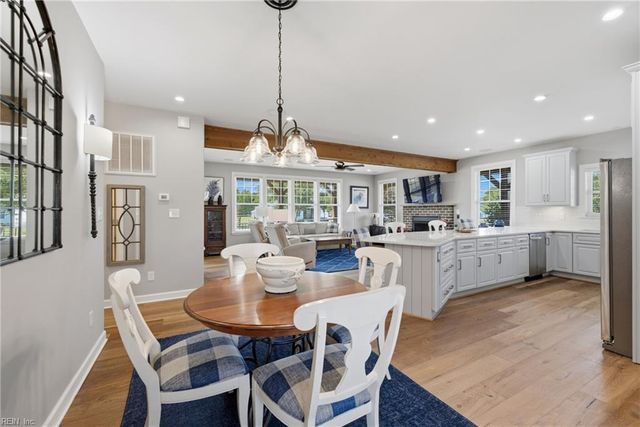 103 E Point Estates CT, Knotts Island, NC 27950
