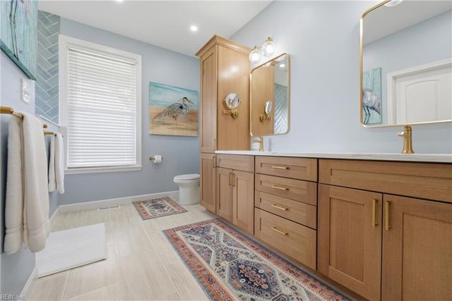 103 E Point Estates CT, Knotts Island, NC 27950