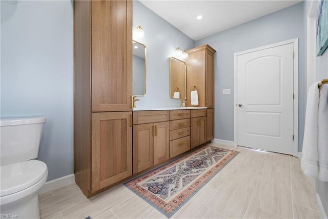 103 E Point Estates CT, Knotts Island, NC 27950