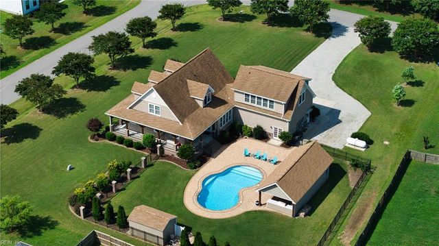 103 E Point Estates CT, Knotts Island, NC 27950