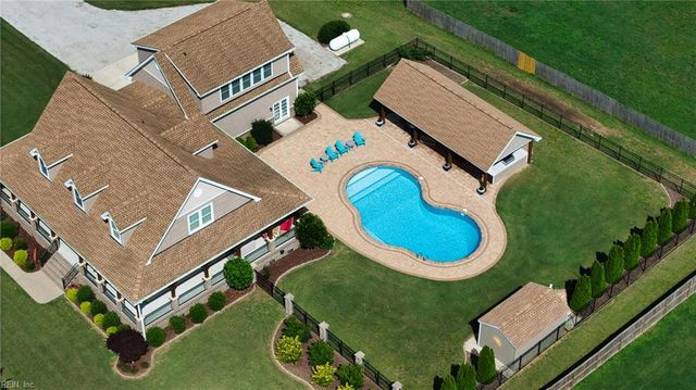 103 E Point Estates CT, Knotts Island, NC 27950