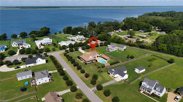 103 E Point Estates CT, Knotts Island, NC 27950