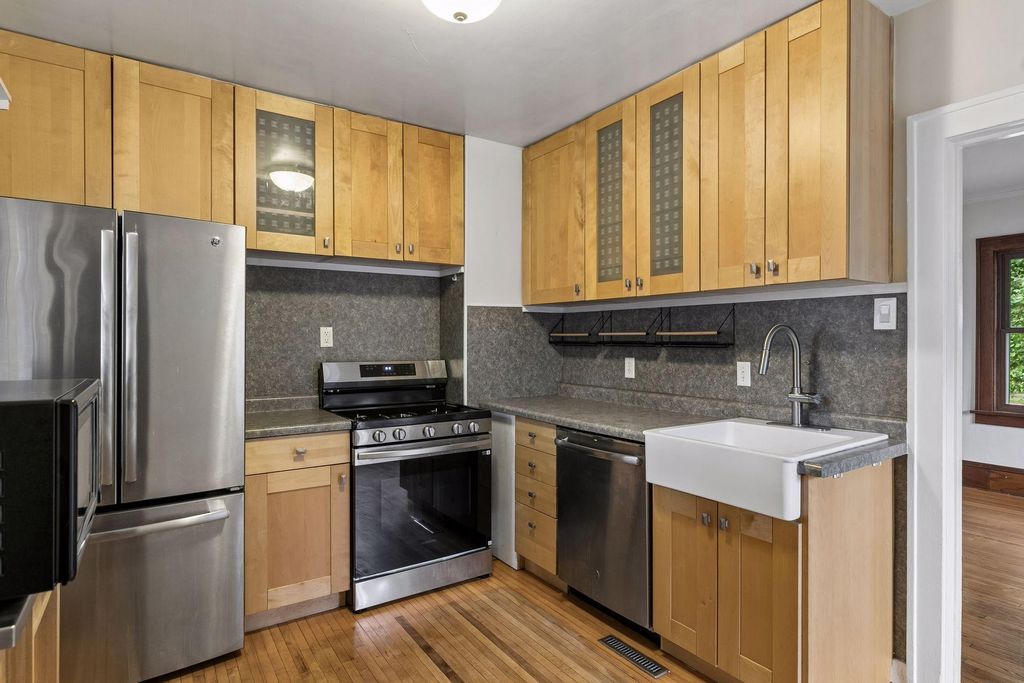358 Cretin Avenue S, Saint Paul, MN 55105 — photo 5