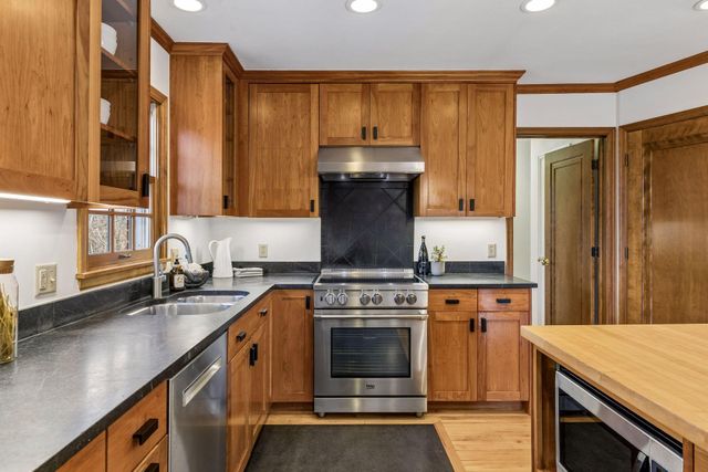 4316 Glencrest Road, Golden Valley, MN 55416