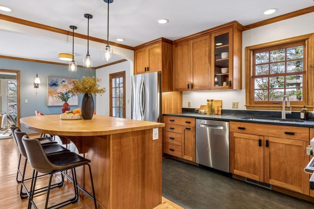 4316 Glencrest Road, Golden Valley, MN 55416