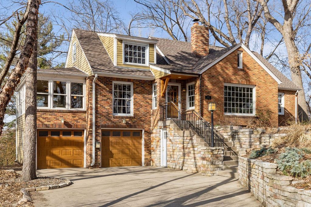 4316 Glencrest Road, Golden Valley, MN 55416