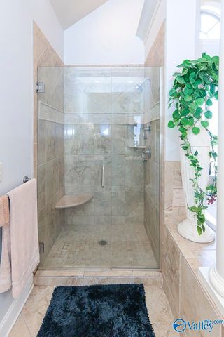 123 Forest Ridge Drive, Huntsville, AL 35806