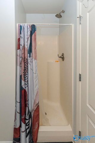 123 Forest Ridge Drive, Huntsville, AL 35806