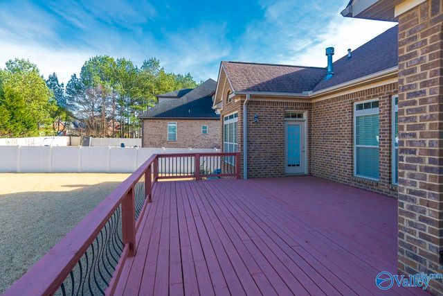 123 Forest Ridge Drive, Huntsville, AL 35806