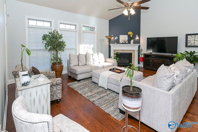 123 Forest Ridge Drive, Huntsville, AL 35806