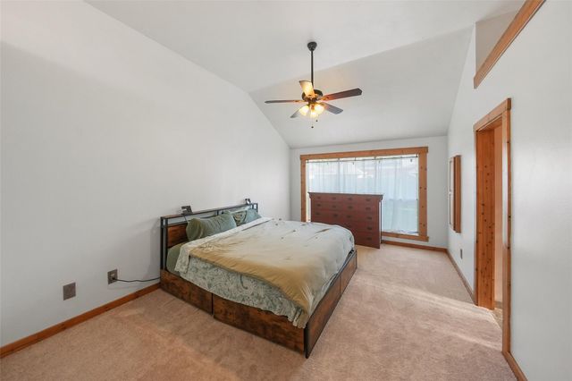 929 N Rivershire Drive, Conroe, TX 77304