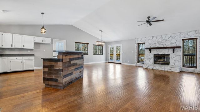 38 Deer Crossing, Wright City, MO 63390