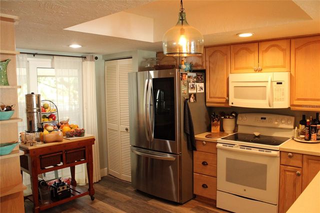 6470 MOURNING DOVE DRIVE 203, Bradenton, FL 34210