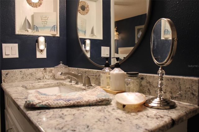 6470 MOURNING DOVE DRIVE 203, Bradenton, FL 34210