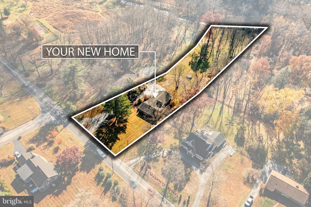 3920 DARBY RD, Bryn Mawr, PA 19010