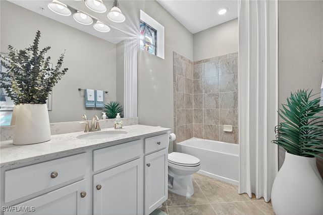 11768 Grand Belvedere WAY 203, Fort Myers, FL 33913