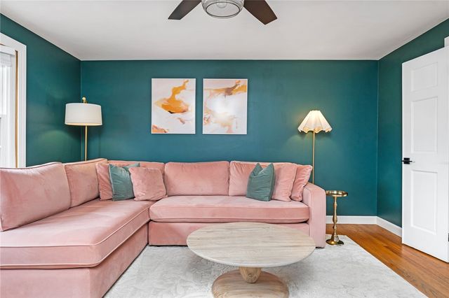 28 Rosegarden Street, Warwick, RI 02888