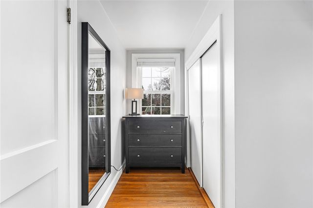 28 Rosegarden Street, Warwick, RI 02888