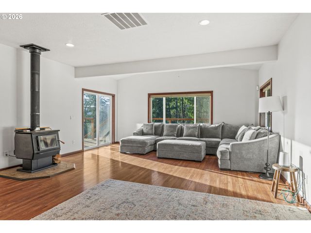 303 SHADOW MOUNTAIN Rd, Silver Lake, WA 98645