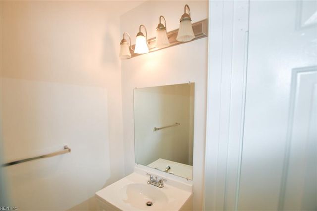 2920 S Cape Henry AVE A, Norfolk, VA 23509