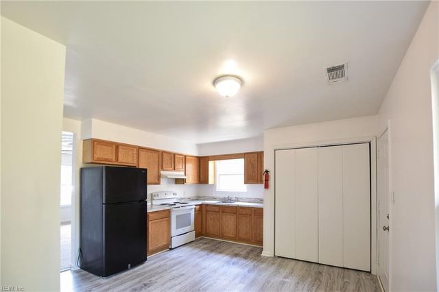2920 S Cape Henry AVE A, Norfolk, VA 23509