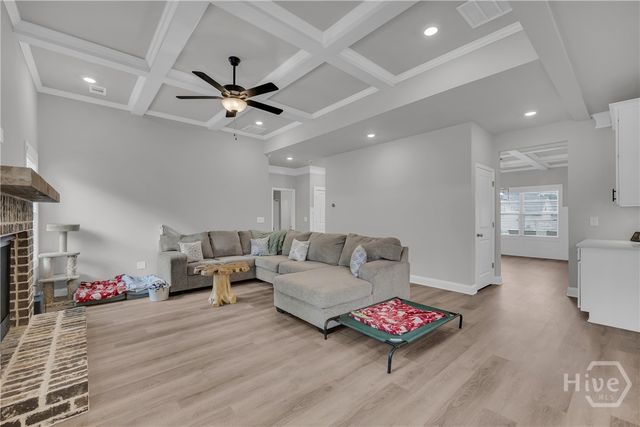 305 Parkers Place, Hoschton, GA 30548