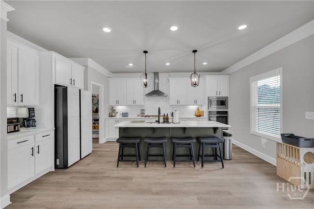 305 Parkers Place, Hoschton, GA 30548