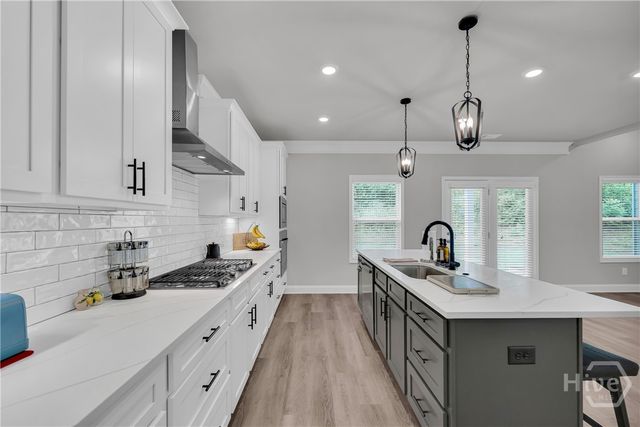305 Parkers Place, Hoschton, GA 30548