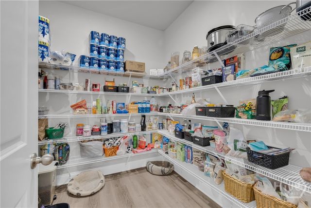 305 Parkers Place, Hoschton, GA 30548