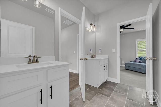 305 Parkers Place, Hoschton, GA 30548