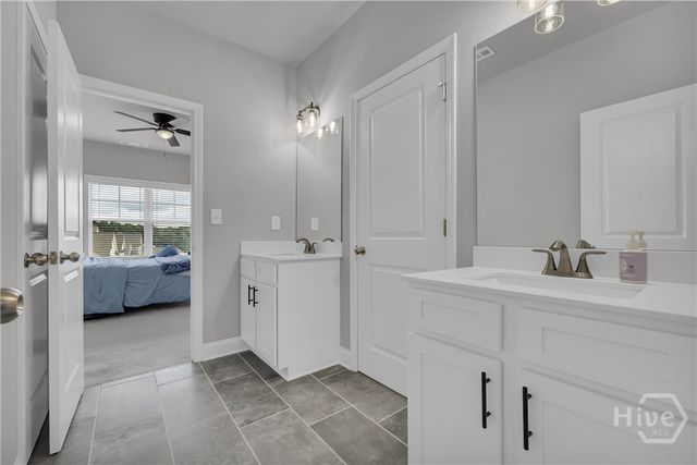 305 Parkers Place, Hoschton, GA 30548