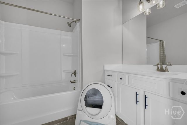 305 Parkers Place, Hoschton, GA 30548