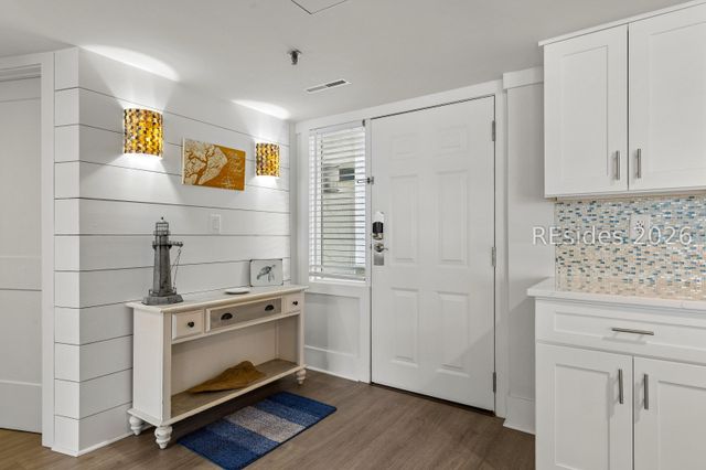 1 Ocean Ln Apt 1110, Hilton Head Island, SC 29928