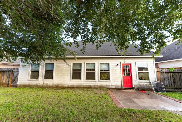 20106 Lakespire Drive, Katy, TX 77449