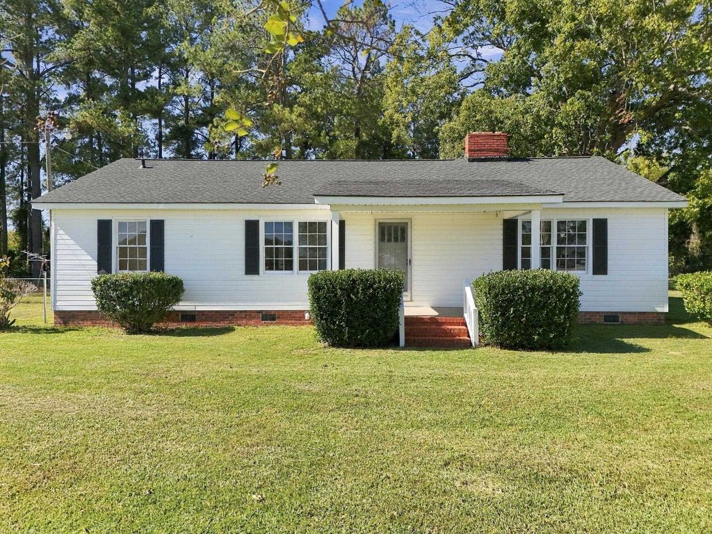 1450 Old Corner Rd., Marion, SC 29571 — exterior