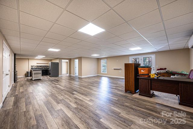 1436 20th Avenue Place NE, Hickory, NC 28601