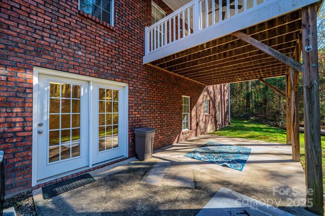 1436 20th Avenue Place NE, Hickory, NC 28601