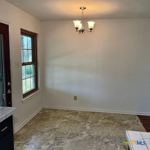 904 N 4th Street, Copperas Cove, TX 76522