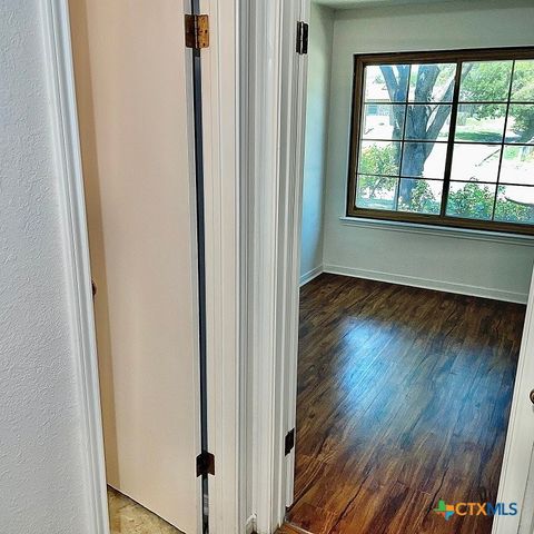 904 N 4th Street, Copperas Cove, TX 76522